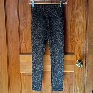 Lululemon Wunder Under Leggings